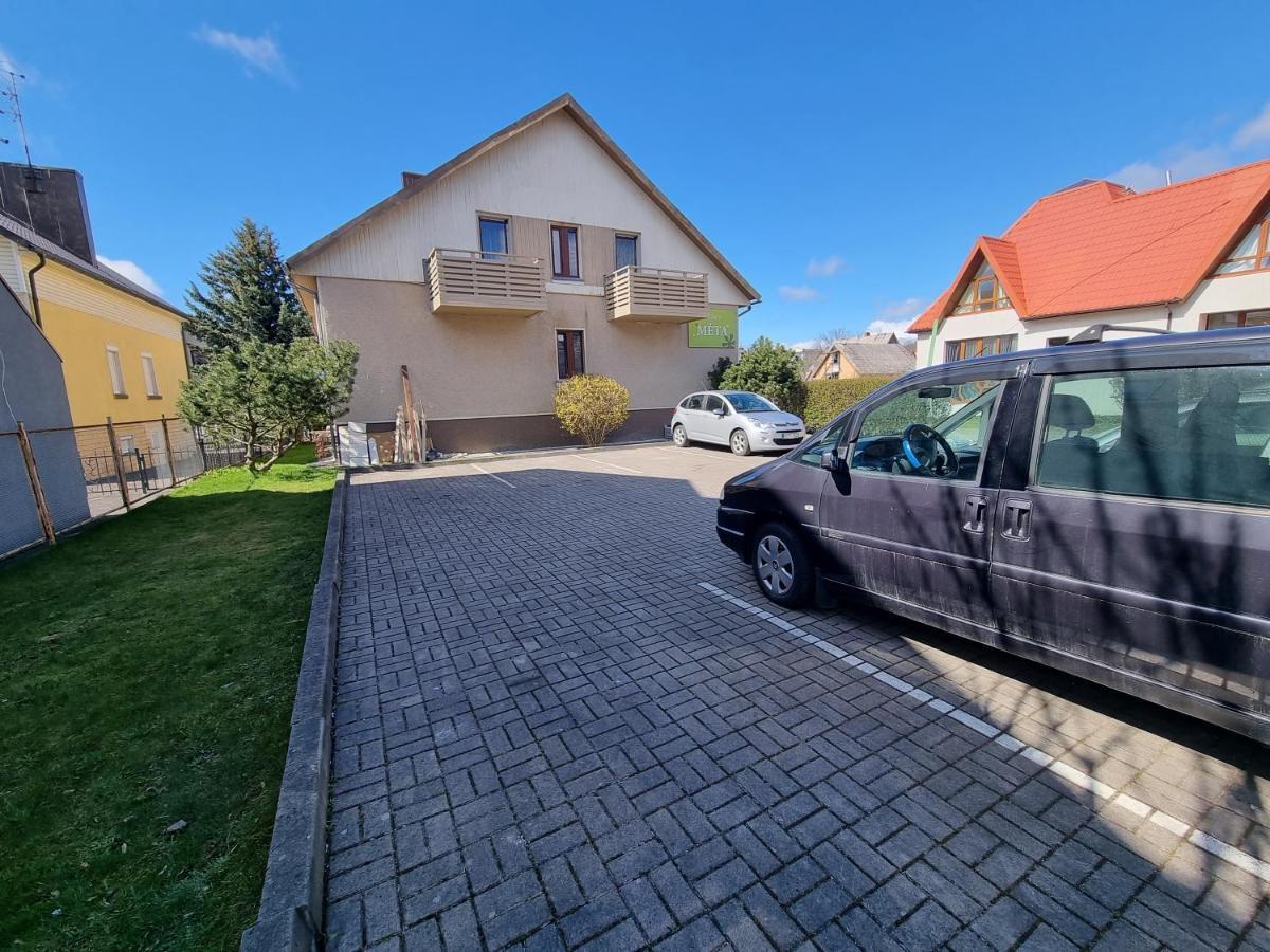 Livingpalanga Meta1 Apartment Exterior photo